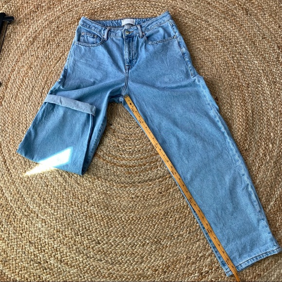 ASOS Design Blue Light Wash Denim Jeans Tapered Leg “Unisex” Streetwear Style - Picture 9 of 9